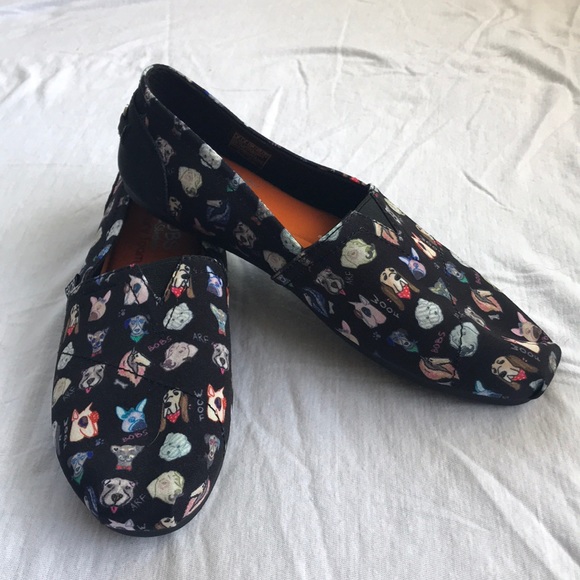 Skechers Shoes - New bobs for dogs.